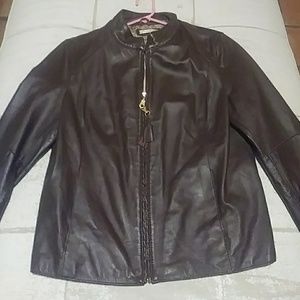 2 Wilson Leather Short Leather Coats